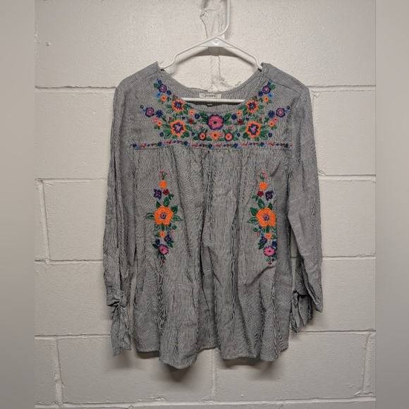 JODIFL (Small) Embroidered Gray Top with Floral Accents Boho Hippie - Picture 1 of 7